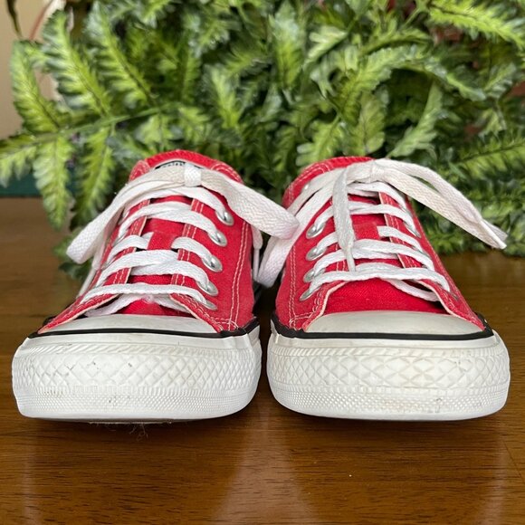 Converse Chuck Taylor All Star Red Low-Top Canvas Sneakers Mens 5 / Womens 7 - Picture 2 of 13